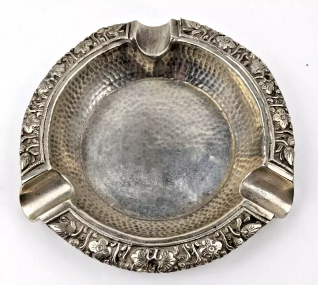 Vintage Yogya 800 Silver Repousse Lotus Design Hand Hammered Ash Tray Signed 3