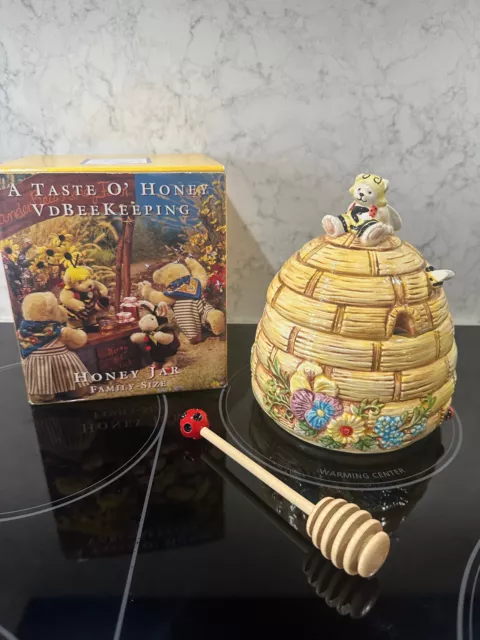 Muffy Vanderbear A Taste O Honey Jar Family Size VD Beekeeping 1993