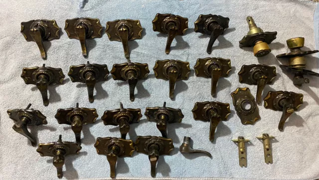 Vintage Amerock Carriage House Passage Lever Interior Door Knob Handle Lot Of 22