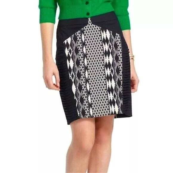 Anthropologie Floreat Black and White Pintucked Arpeggio Pencil Skirt Size 4