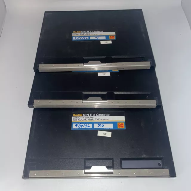 Three KODAK MIN-R 2 Mammography cassette 24x30 cm with 2000 Screen, X-Ray