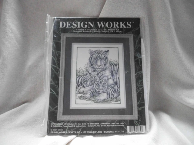 Kit Point De Croix Panda – Joan Elliott Design Works 14 Count 9x22 #9956