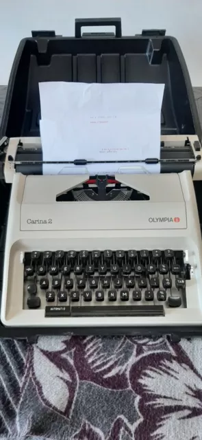 Olympia Carina 2 Automatic TYPEWRITER Working.