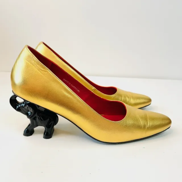 Dora Teymur Size 38 8 Gold Black Leather Elephant Heel Pumps