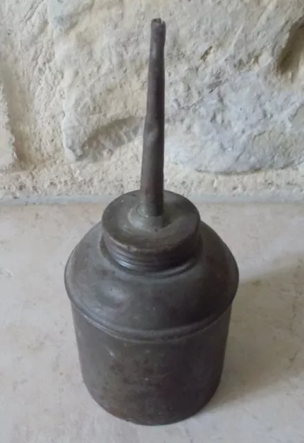 Ancienne burette d'huile France métal vintage oil can silver bidon pétrole #209