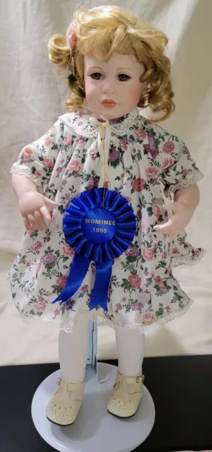 Masterpiece Gallery Jeanne Singer 26" Porcelain Doll Charity 120/2000