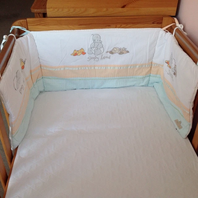 Humphreys deals corner bedding