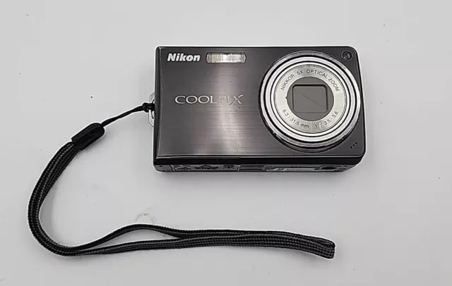 Nikon COOLPIX S550 10.0MP Digital Camera - Graphite black - Parts Only