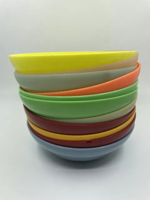 https://www.picclickimg.com/NcIAAOSw64Fk6wvE/Lot-Of-11-Vintage-Tupperware-Bowls-155.webp