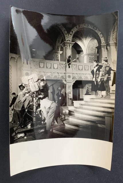 Expo en ligne : le noir et blanc au défi du temps