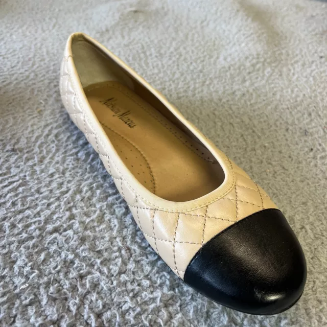 Neiman Marcus Vaneli Serene Ballerina Flat Shoes Womens 8M Beige Black Quilted 3