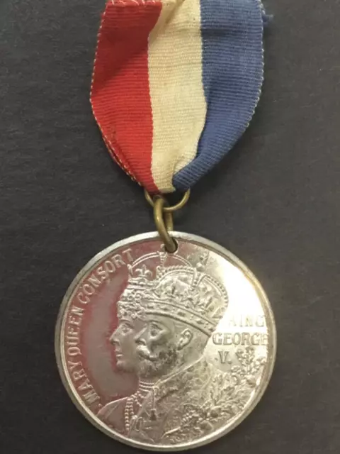 Antique  King George V Mary Queen Consort 1911 Medal On Ribbon