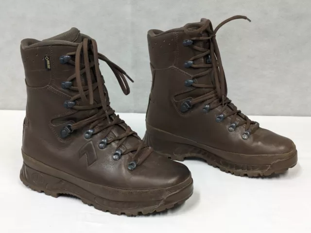 British Army - Military - Haix Cold Wet Weather Goretex Leather Boots - UK 9