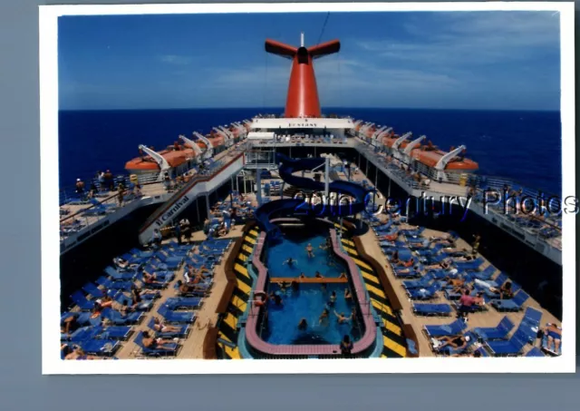 Found Color Photo I+5020 People In Swimming Pool On Crusie Ship,Chairs