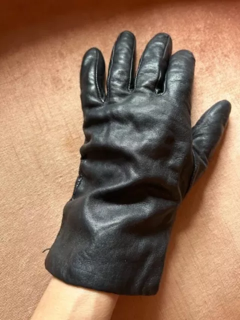 Women's Fownes Black Leather Gloves