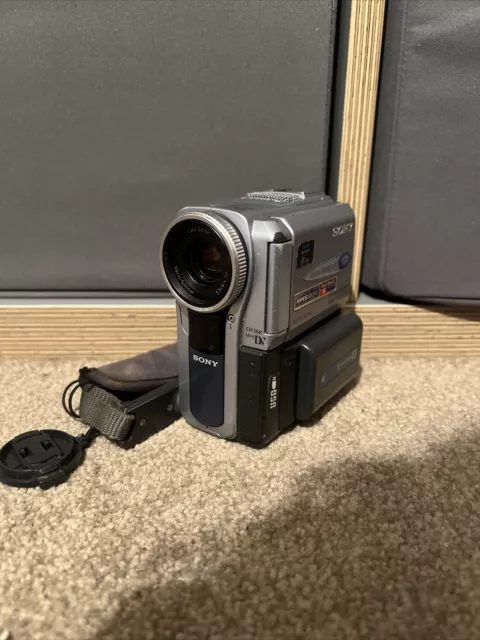 Sony DCR-PC9E Camcorder