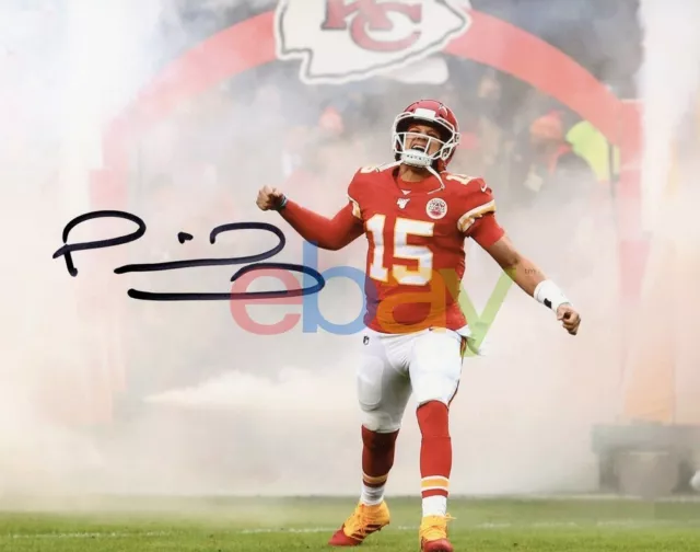 PATRICK MAHOMES SIGNED AUTOGRAPHED KANSAS CITY CHIEFS SMOKE 8x10 PHOTO reprint