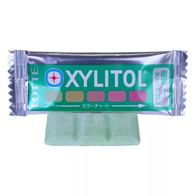 Test your chewing ability with Lotte's xylitol gum　Direct from Japan
