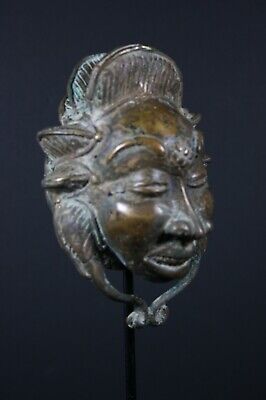 African Bronze Okuyi Passport mask - PUNU tribe - Gabon, TRIBAL ART CRAFTS