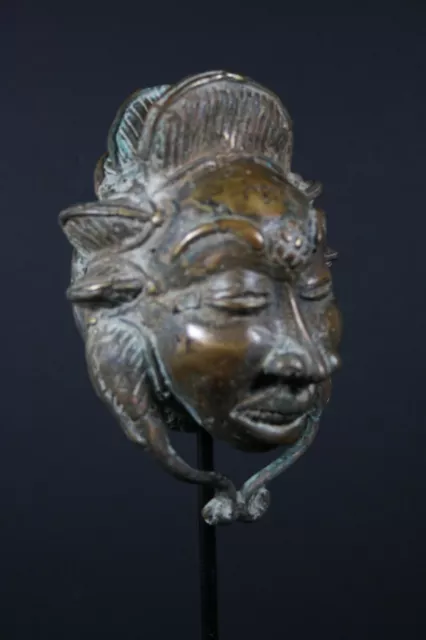 African Bronze Okuyi Passport mask - PUNU tribe - Gabon, TRIBAL ART CRAFTS