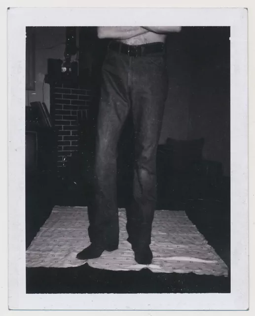 STRANGE DISEMBODIED HEADLESS LEGS MAN in LEVI JEANS 60's FACELESS POLAROID photo