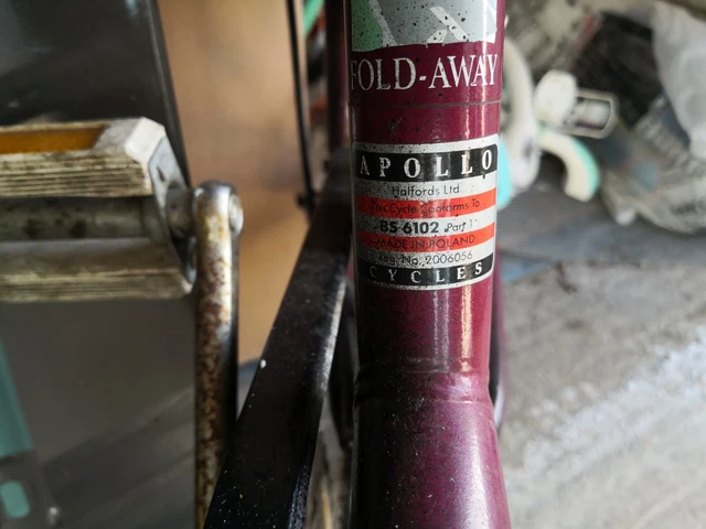 APOLLO. WAYFARER. FOLDING bike used. New tyre painted not well