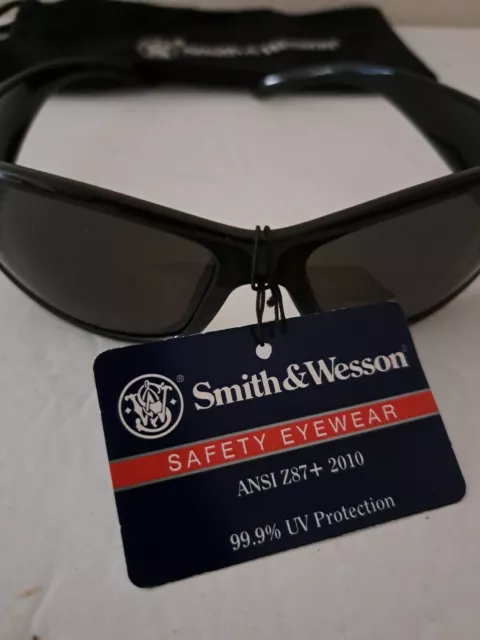 Smith & Wesson 21303 Protective Safety Sun Glasses Anti-Fog Smoke Gray Lens Z87+