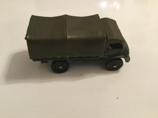 Dinky Toys 821 - Mercedes-Benz Unimog Militaire - Jouet Ancien Collection - Occasion