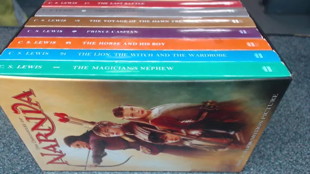 Die Chroniken von Narnia Box 7er Set Bücher, C.S. Lewis, HarperCo