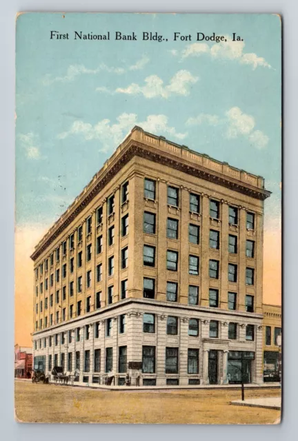 Fort Dodge IA-Iowa, First National Bank Building, Antique, Vintage Postcard