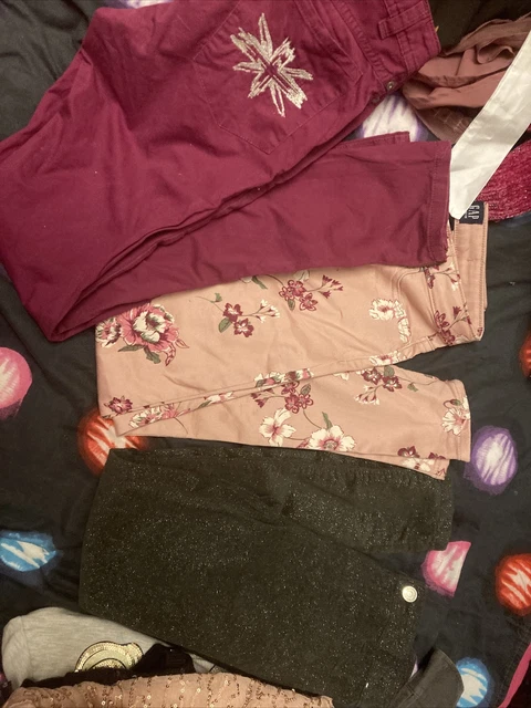 Girls 3 X Jeans Bundle. Gap. age 9-10 years.