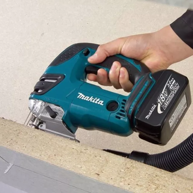 Makita DJV180Z Li-ion 18V Cordless Jig Saw Body only 2