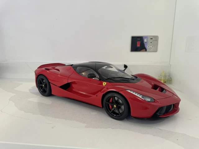 Maquette LaFerrari 1/8 Agora Models (Collection Hachette / Centauria) - Noire, Métal, Neuve