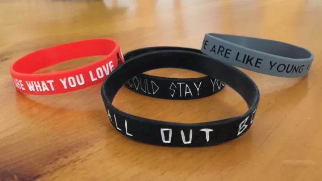 NEW 4 Pack AUTHENTIC  FALL OUT BOY Rubber Wristbands Bracelets  BLOW OUT SALE!!! 2