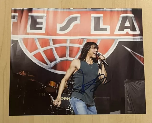 JEFF KEITH HAND SIGNED 8x10 PHOTO AUTOGRAPHED TESLA BAND LEAD SINGER COA