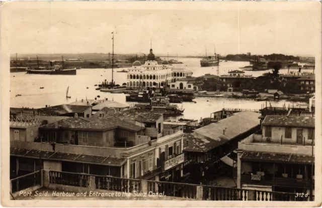 CPA AK PORT-SAID Harbour and Entrance to the Suez Canal EGYPT (1324954)