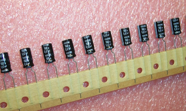 10pcs- SANYO 15uF 16V OSCON (OS-CON) Radial Aluminum Solid - Foto 2