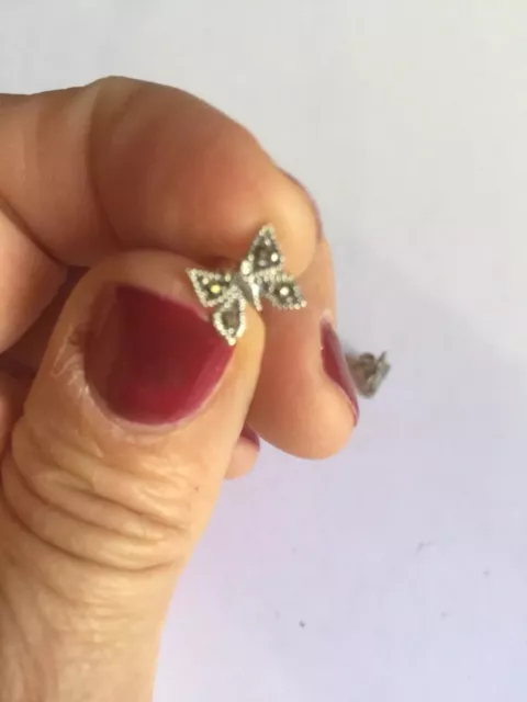boucle d'oreille Puce En Argent Filigrane Forme Papillon 1706193