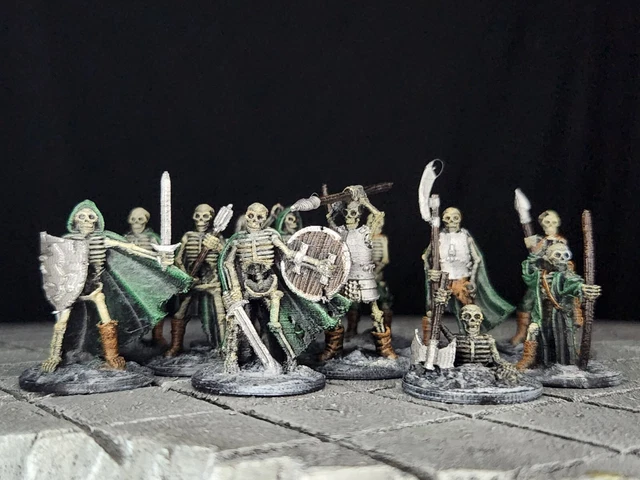 12 Skeleton Miniatures for D&D, Pathfinder, etc
