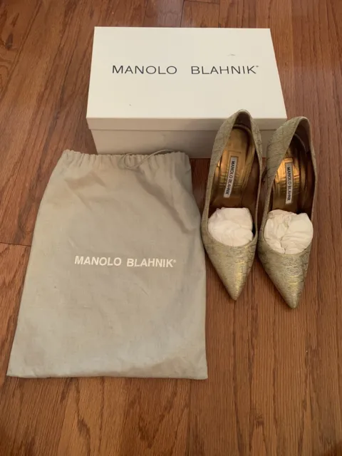 manolo blahnik 37