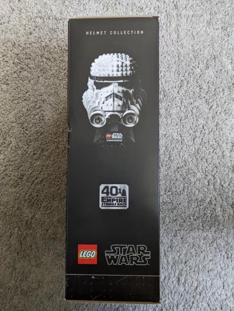 LEGO Star Wars: Stormtrooper Helmet (75276) 3