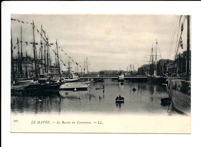 C13633 - Une Carte Postale Ancienne - LE HAVRE - Le bassin du Commerce