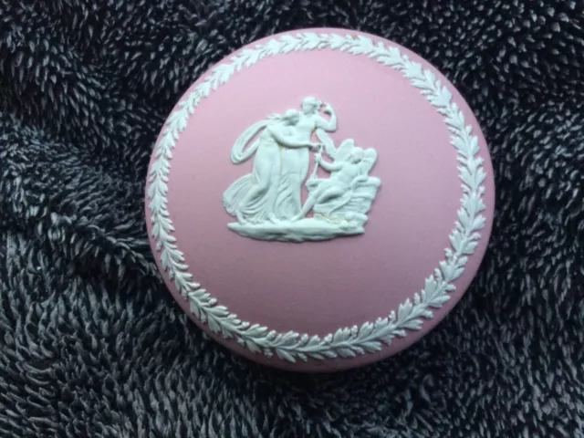 Wedgwood Pink  Jasperware Cupid Large Round Trinket  Box