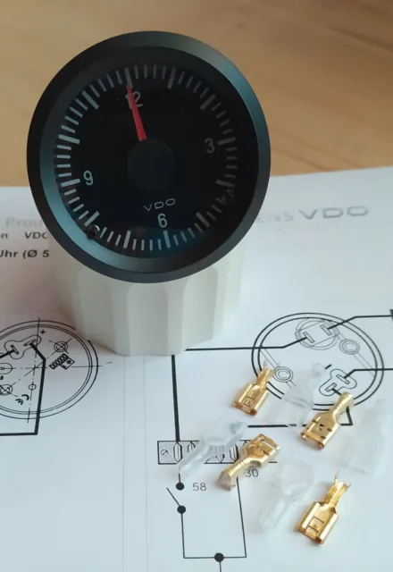 VDO Quarz Uhr 12V 52mm Zeituhr Electric Clock Instrument Cockpit Intern. Classic