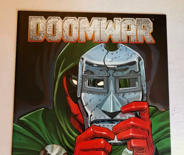 DOOMWAR #4 VF 8.0 Doctor Doom Deadpool FF Black Panther Marvel July 2010 Maberry 4