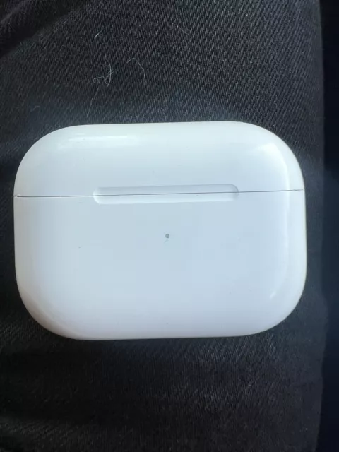 MagSafe Charging Case (A2700) for Apple AirPods Pro (2nd generation)