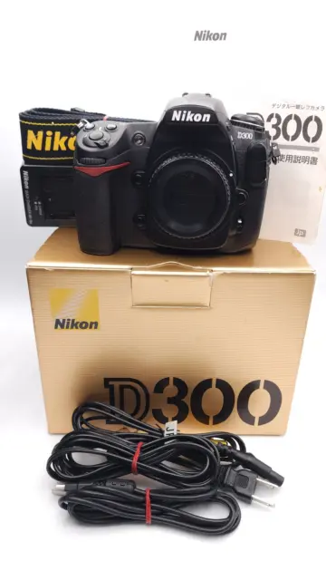 【NEAR MINT in BOX】 Nikon D300 12.3MP Digital SLR Camera Black Body From JAPAN