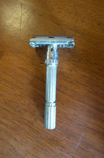 Gillette Razor Double Edge Adjustable Safety Razor J2 Vintage