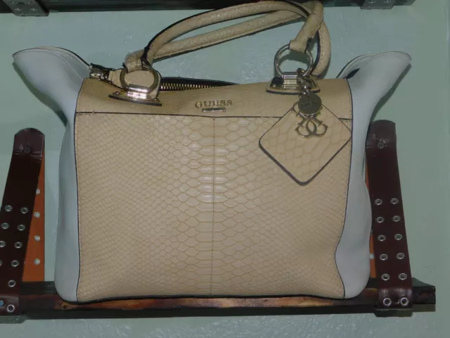 Guess Signature Tote In Albino Embossed Anaconda & White Pebbles Of Pvc + Charms