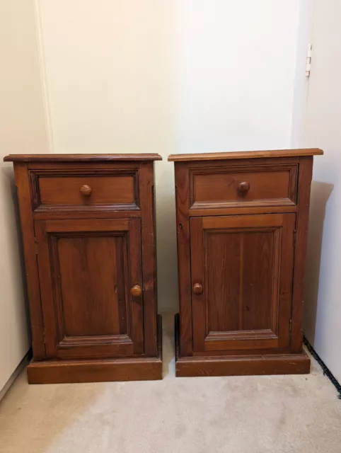 Set of 2 Wooden Bedside Cabinets Recycled Timber